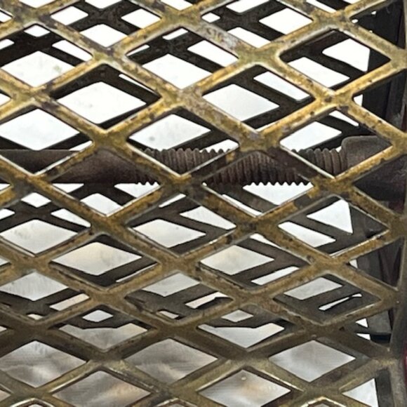 VTG Arcade Cast Iron Footed Cash Register Mesh Coin Bank 3.25"x2.5"x3.75" - Picture 9 of 14